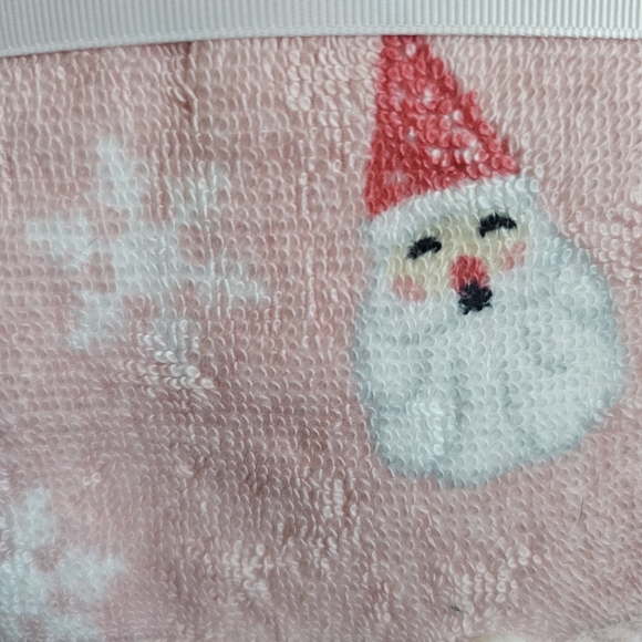 Set of 2 Deborah Connolly PINK Christmas Santa Pom Pom Hand Towels New - Picture 5 of 6